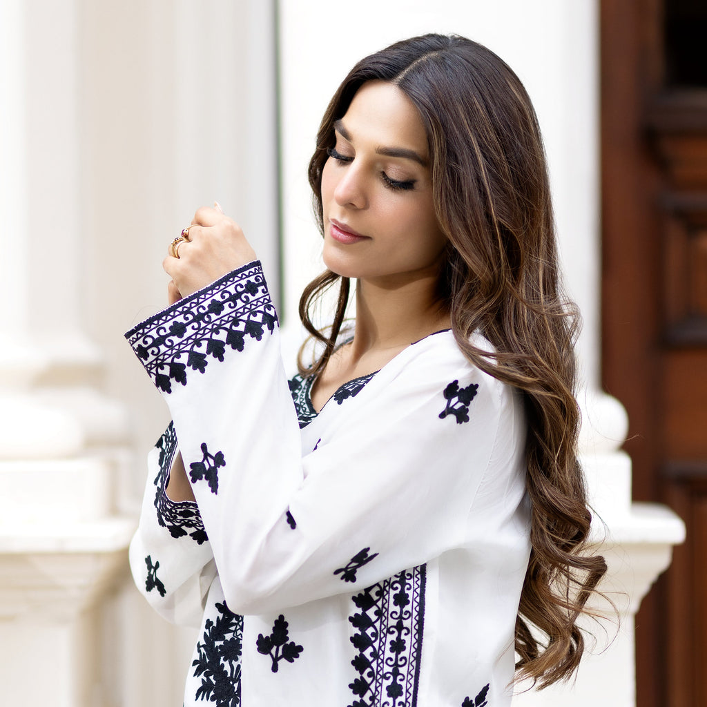 Monochrome Ethnic Farshi Shalwar Kameez