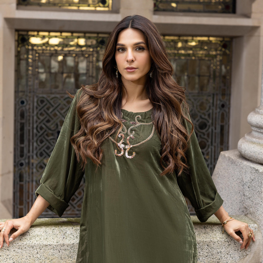 Emerald Velvet Hand-Embroidered Co-ord Set